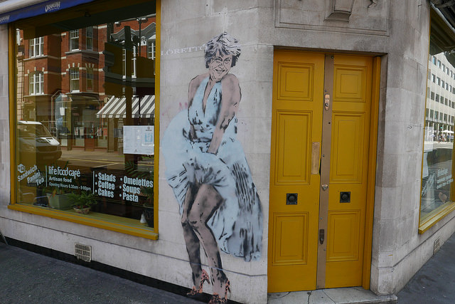 Street art painting of Theresa May as Marilyn Monroe by Loretto.
